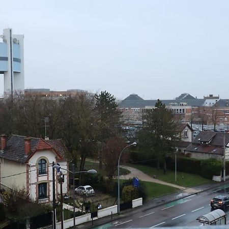 Secteur Hopital Universites Et Centre Sportif Saint-André-les-Vergers Esterno foto