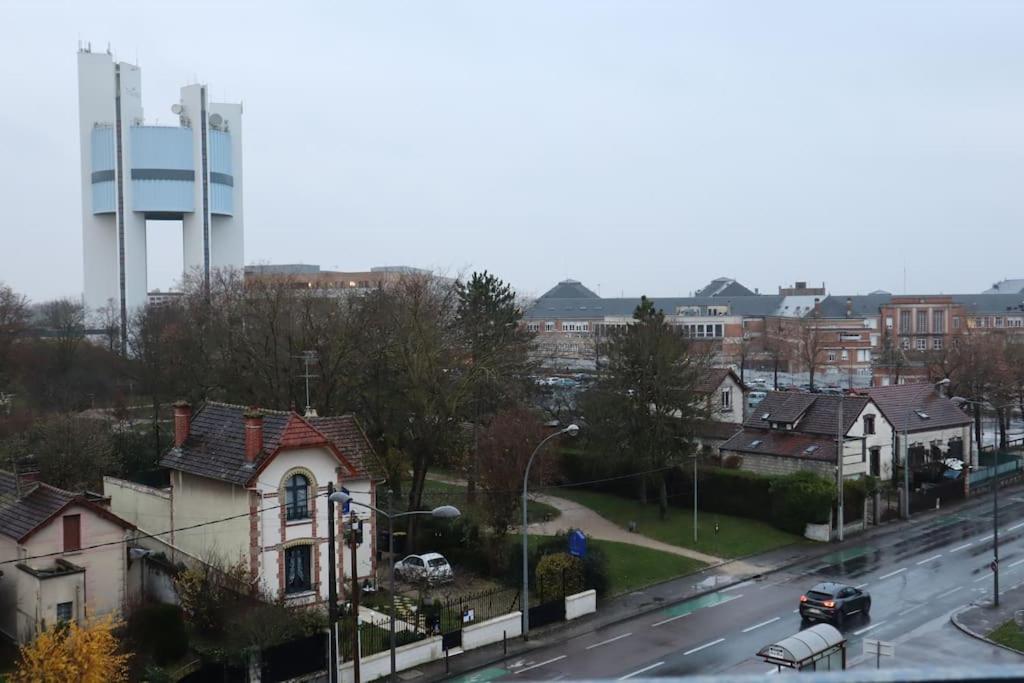 Secteur Hopital Universites Et Centre Sportif Saint-André-les-Vergers Esterno foto