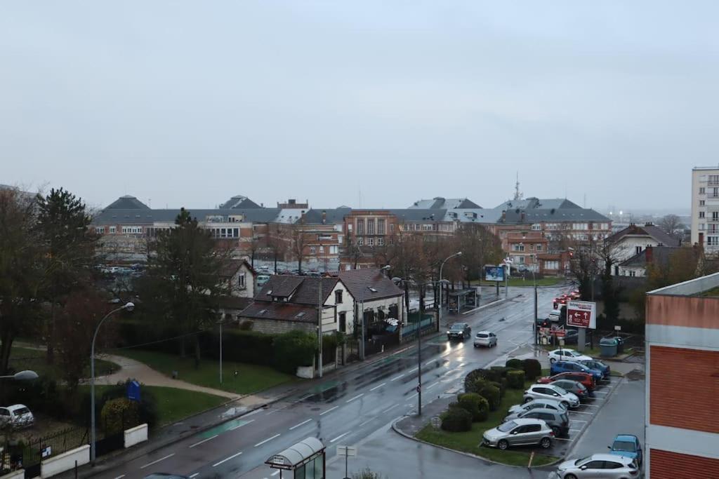 Secteur Hopital Universites Et Centre Sportif Saint-André-les-Vergers Esterno foto